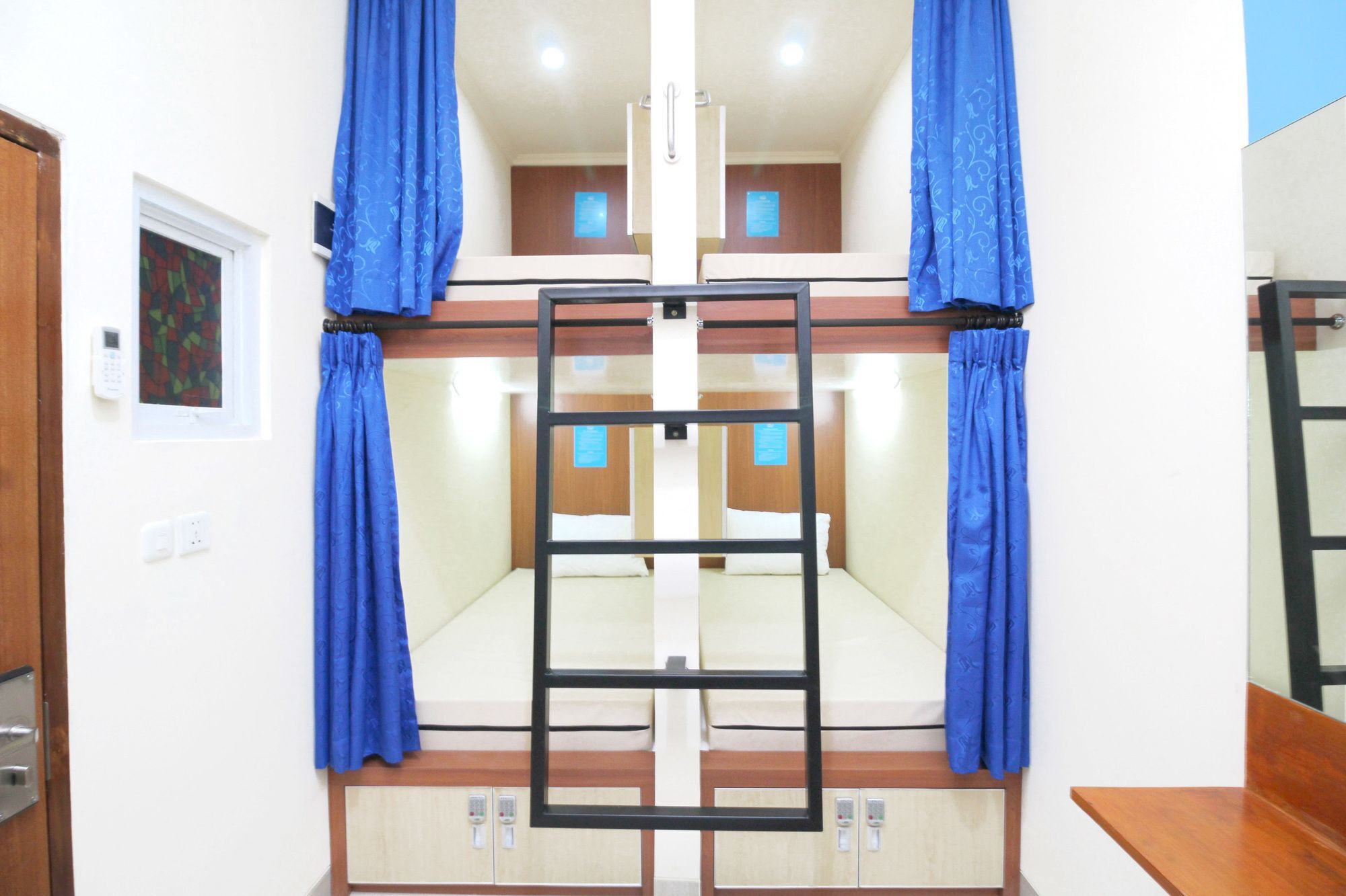 Sky Inn Glodok 1 Jakarta Kültér fotó